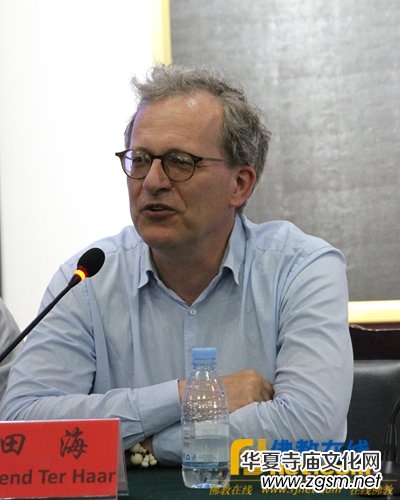 �ڶ������_ɽ�������H��ӑ���A�M�]Ļ