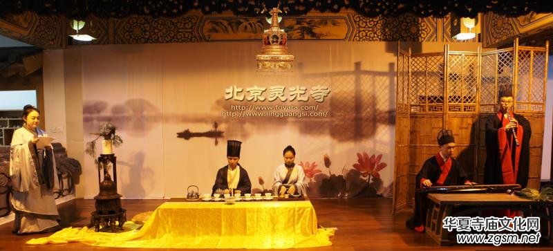 �`���³��k�����������c��˹����Ļ���������Մ��(hu��) ��˹��ɮ�������Ϲ��������ƽ