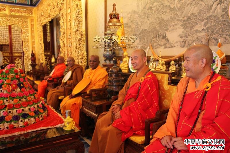 �`���³��k�����������c��˹����Ļ���������Մ��(hu��) ��˹��ɮ�������Ϲ��������ƽ