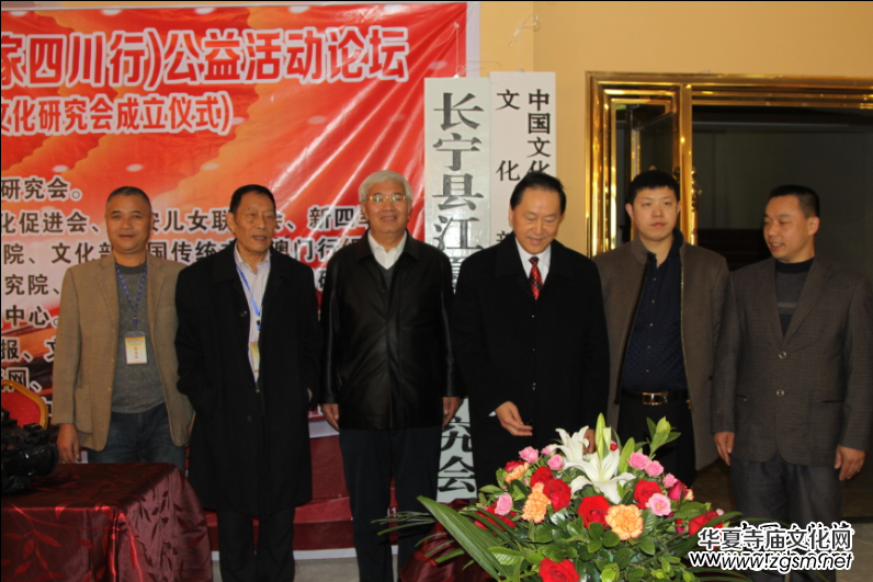 �Ї�(gu��)�Ļ��M(j��n)�f(w��n)�����e�Ļ��������ĺͽ����Ļ��о���(hu��)���Ĵ��L(zh��ng)������