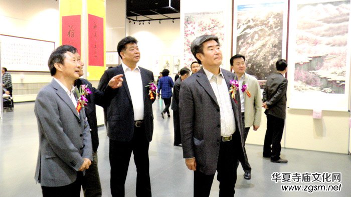 ����á�����ƽ�� ˮī���f����(sh��)��(hu��)չ�_(k��i)Ļ