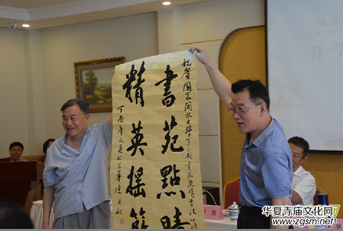 �����_�Ŵ�W�����������e�� ���조һ�w������ ͻ��������������