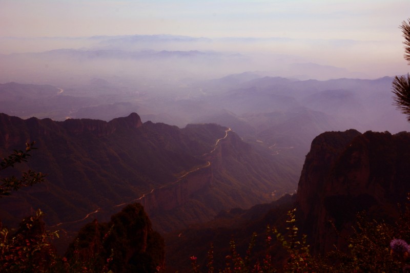 Ԋ(sh��)����ç�X�L(f��ng)��zӰ��������(gu��)��Ʒ