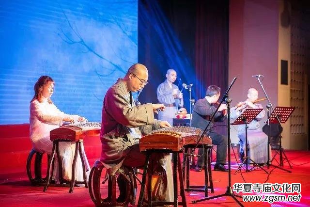 ������ �� �ж� �� �F(tu��n)�A��2017�������֮ҹ���(hu��)�A�M�e��