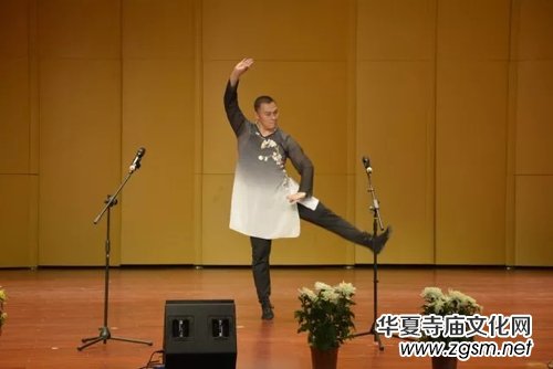 �cףʮ�Ŵ��Ͻ����Ȫ�xԊ���ں��������Ļ����ĳɹ��e�k