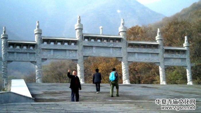 ����ɽ��ʯ�����Ȫ�澰