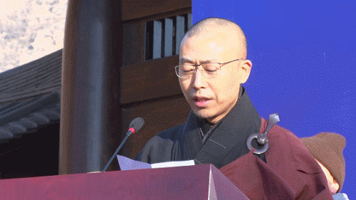 ���_(t��i)ɽ�������e�Љ�(m��ng)���L(zh��ng)��ʾ��׷˼���(hu��)