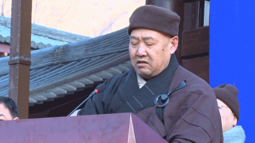 ���_(t��i)ɽ�������e�Љ�(m��ng)���L(zh��ng)��ʾ��׷˼���(hu��)