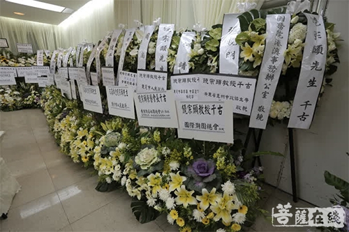 ����(n��i)�����׷˼�̈́e���W(xu��)̩�������U