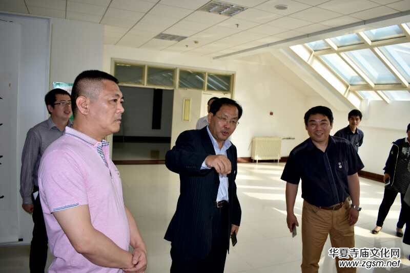 ɽ�|���t(y��)ˎ��W(xu��)��ʮ����У�c�����������R����������չ