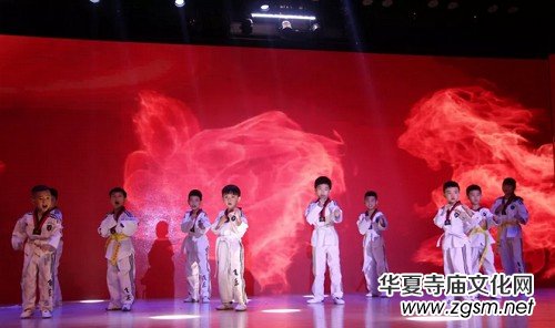 2018����ɫ���١�����ِ�^(q��)������Ļ