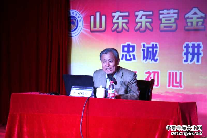 �R���Ļ��M(j��n)У�@ ���˾��ʼ��ƪ