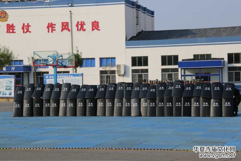 �R���Ļ��M(j��n)У�@ ���˾��ʼ��ƪ