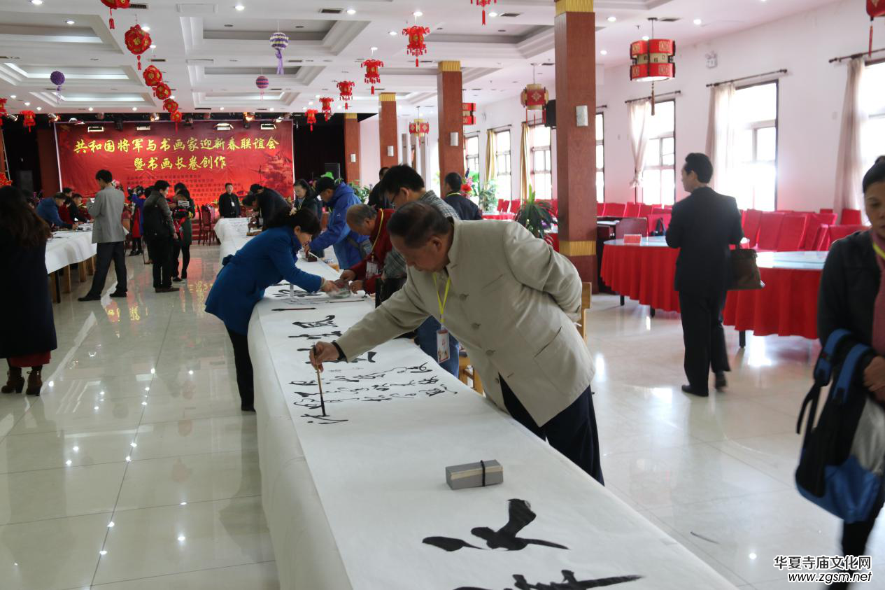 ���͇���܊�c������ӭ�´�(li��n)�x���ߕ����L�턓(chu��ng)�����