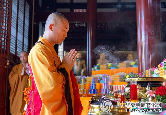 5月12漢傳佛教浴佛節(jié) 看僧眾浴佛 5月12漢傳佛教浴佛節(jié) 看僧眾浴佛