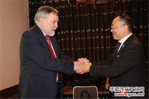 �ձ��S�I(l��ng)�S���麣���A��Ȧ�������� �s�·��H�赸(li��n)�ˣ�IDO���ձ���ϯ