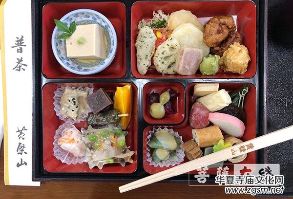 閩籍僑領(lǐng)參訪隱元禪師創(chuàng)建的日本黃檗宗大本山萬(wàn)福寺 閩籍僑領(lǐng)參訪隱元禪師創(chuàng)建的日本黃檗宗大本山萬(wàn)福寺