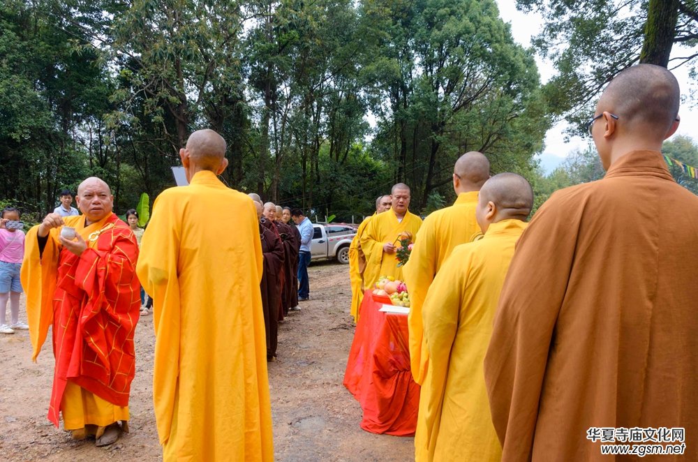 �����ڶ�܇Ϫ�l(xi��ng)�w���¡������زص�e���_�ⷨ��