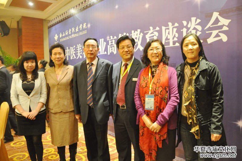 �������Ї�(gu��)Ψһ���R���}����