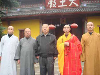 �������ξ�ԭ��ίξ����һ�е���ͯ�U���^