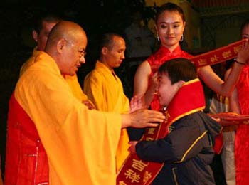 ������������ ��ɽ���f������϶�ף��