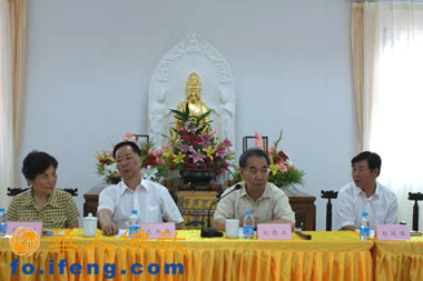 ������˴����΄�����һ�е��󱯶U��ҕ��