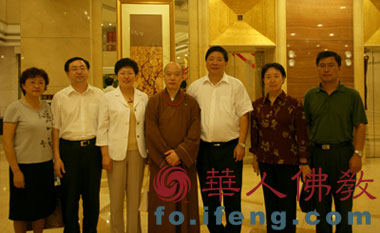 ���(y��ng)�������e�С���ǧ��֮����Ʒ�����ն������(hu��)