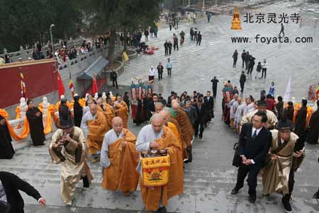 �ձ��������c�`���¹�ͬ�e�С����\�����ƽ������