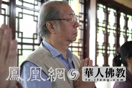 �Ϻ����A�����e���w�����ʿ�Ϲ�׷˼����