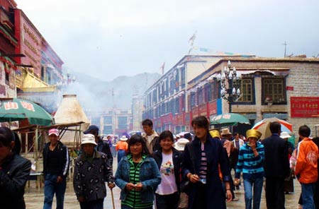 ���_ӭ���_���_(d��)�߹�(ji��) ʮ�f�ű��D(zhu��n)��(j��ng)�������_�߿�