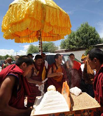 ��ʮһ����U�ص��տ��t�ܵ����f(w��n)��ɮ���ű��Ěgӭ