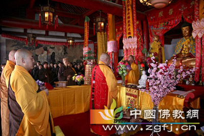 �ӱ����ҿ���Ȫ�U��¡���e�еڶ������_�ڂ������