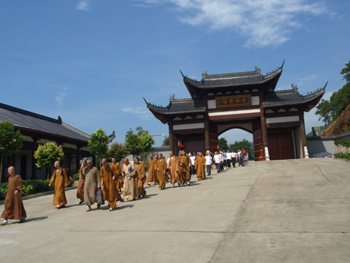 �B�T��ʯ�ҶUԺ�e�k�������_���L���