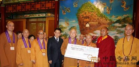 ��۷��(li��n)�ϕ���55�ö�������Fһ�е��з��f(xi��)���L