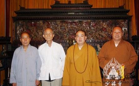 ����(gu��)�A���ɹ���F(tu��n)һ�г��ݺ��ϵǷ���ɽ������