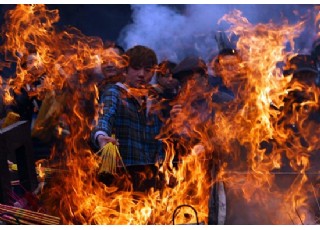 ����Ӻ�͌mӭ�ؚv�����e�з���(hu��)���DƬ����