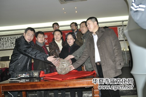 國際勞動婦女節(jié)書畫筆會暨女媧文化工程起動儀式在京舉辦 國際勞動婦女節(jié)書畫筆會暨女媧文化工程起動儀式在京舉辦