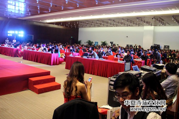 ��һ���Ї�΢�̴��(hu��)��2014���Ʒ���C��(ji��ng)��Y�ھ��ɹ����_