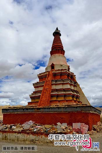 阿里最古老寺廟:雄踞西藏700年的古格王朝 阿里最古老寺廟:雄踞西藏700年的古格王朝