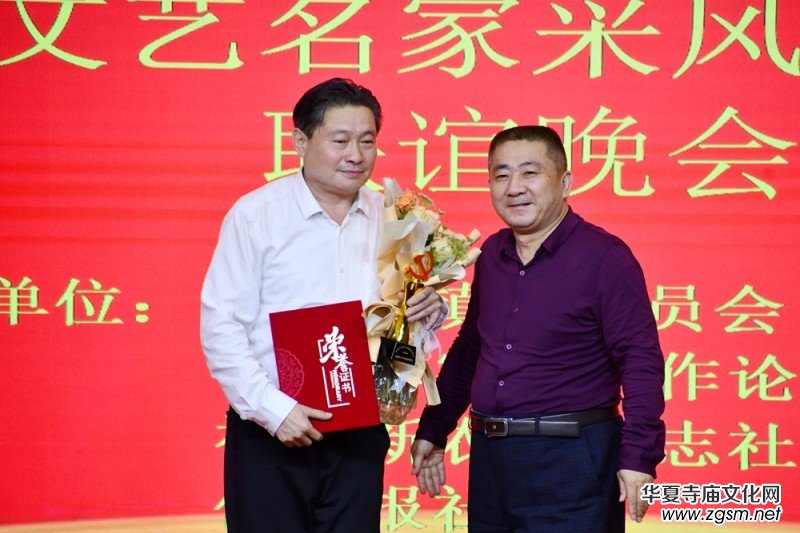 �Ї�(gu��)��ˇ���ҡ�Ʒ�x�����M۶  �Ÿ��f(w��n)��ʯ�(zh��n)�����L(f��ng)ϵ�л��(d��ng)�e�k