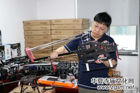 ���������߿Ƽ��o(w��)�˙C(j��)�羫Ӣ