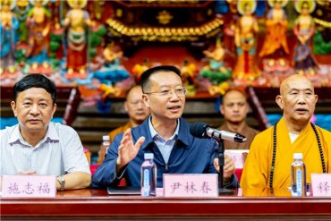 �����ڶ��w�����_չ���W���hʷ��������������ӛʹ�����}�������