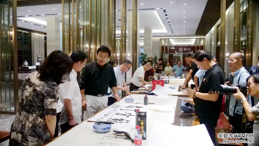 “品讀孝鄉(xiāng) 放歌和也”藝術(shù)之旅·第12屆中國作家新創(chuàng)作論壇在安吉舉行 “品讀孝鄉(xiāng) 放歌和也”藝術(shù)之旅·第12屆中國作家新創(chuàng)作論壇在安吉舉行