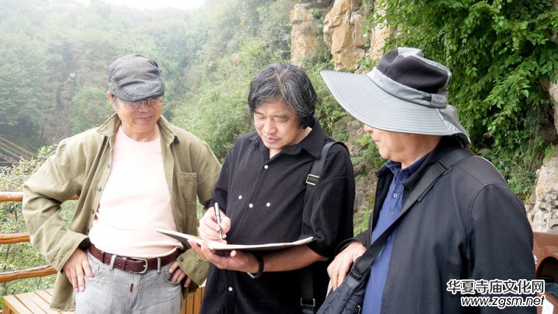 中華靳氏部分書畫名家南太行寫生創(chuàng)作暨第四屆藝術(shù)研討會在王莽嶺三寶山莊舉行 中華靳氏部分書畫名家南太行寫生創(chuàng)作暨第四屆藝術(shù)研討會在王莽嶺三寶山莊舉行