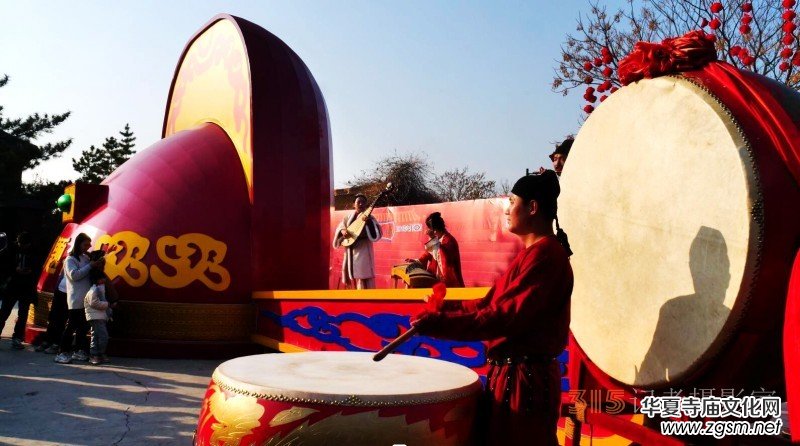 �������[��������Ц���zӰ