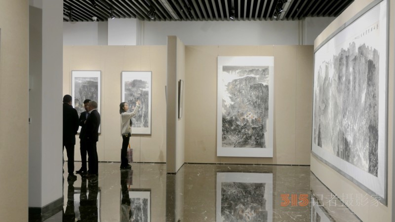 太行精神鑄丹青 筆墨抒懷頌時代“太行太行”何海闊山水畫作品晉京展在京啟幕 太行精神鑄丹青 筆墨抒懷頌時代“太行太行”何海闊山水畫作品晉京展在京啟幕